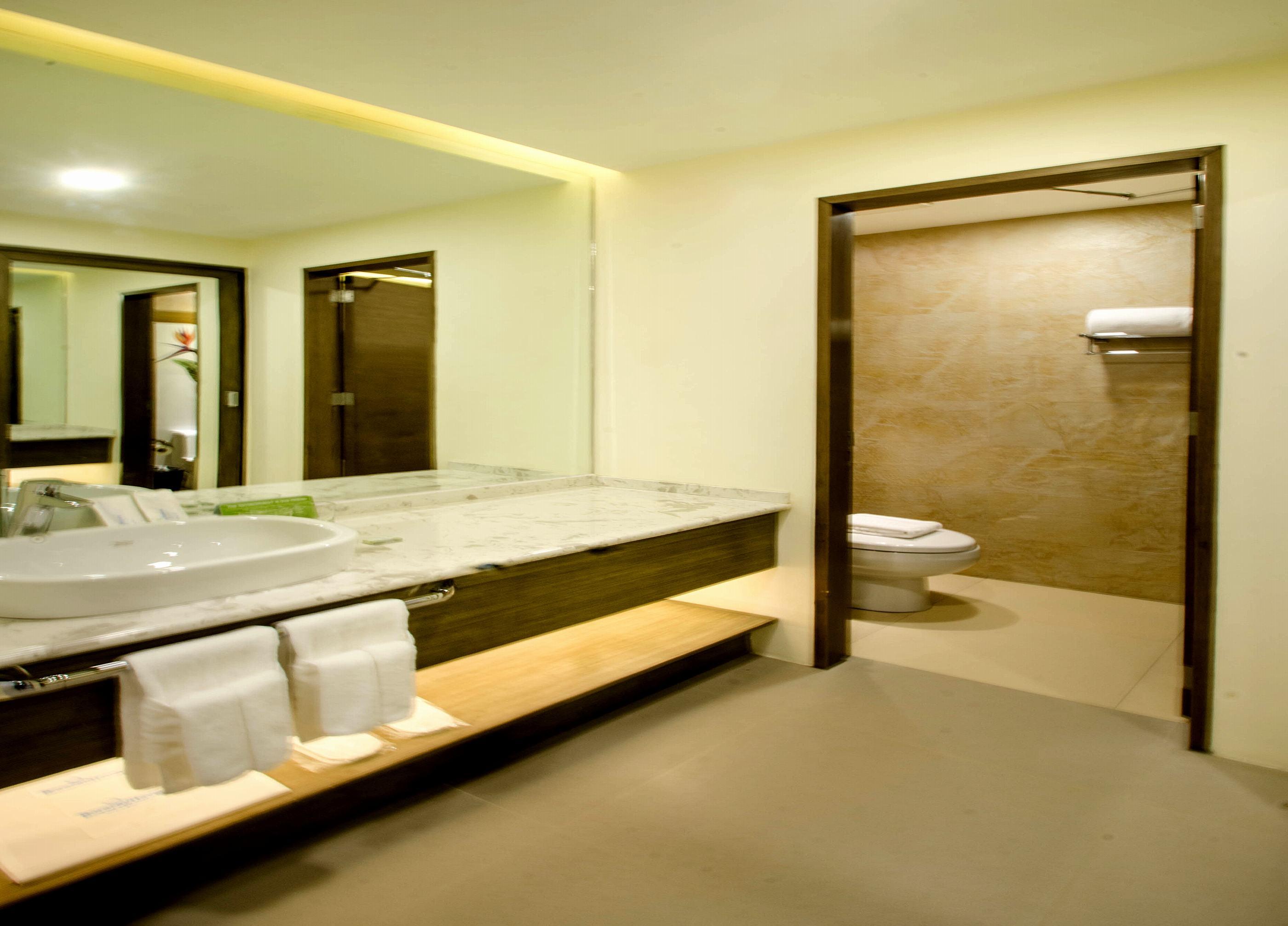 Boracay Haven Suites Balabag  Exterior photo